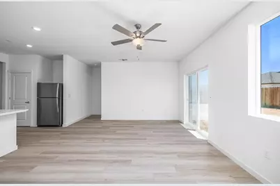 2200 Woods Drive, Linda, CA 95901 - Photo 4