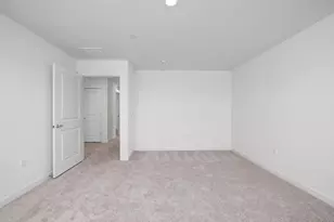 821 Helmsley Ln, Patterson, CA 95363 - Photo 10