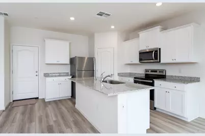 2252 Mia Drive, Newman, CA 95360 - Photo 6