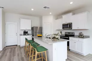 2252 Mia Dr, Newman, CA 95360 - Photo 8