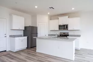 2278 Travis Ct, Newman, CA 95360 - Photo 8