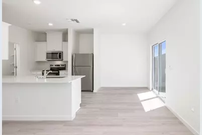 4924 E Horner Avenue, Stockton, CA 95215 - Photo 4