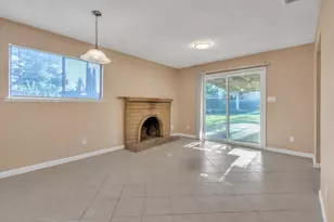 7280 Dinsmore Way, Sacramento, CA 95828 - Photo 10