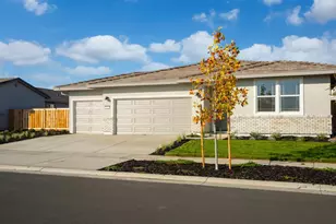 1161 Camomile Dr, Plumas Lake, CA 95961 - Photo 2