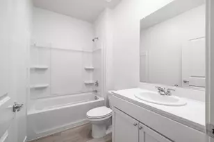 2197 Woods Dr, Linda, CA 95901 - Photo 14