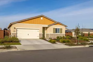 1281 Bray Dr, Woodland, CA 95776 - Photo 2