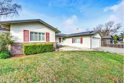 1418 Auburn Way, Woodland, CA 95695 - Photo 4