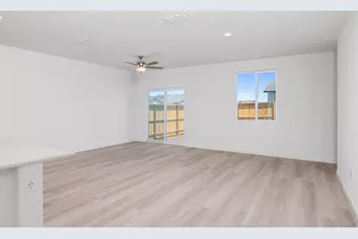 2202 Nicklaus Drive, Linda, CA 95901 - Photo 6