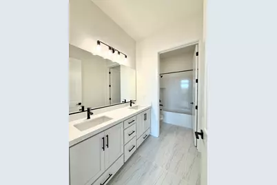 14846 Grace Warren Way, Rancho Murieta, CA 95663 - Photo 8