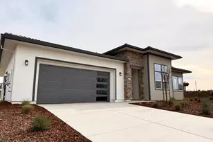 14846 Grace Warren Wy, Rancho Murieta, CA 95663 - Photo 2