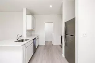 708 S Del Mar Ave, Stockton, CA 95215 - Photo 6