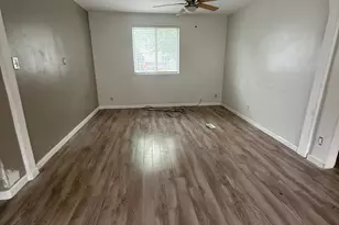 505 Smilax Ave, West Sacramento, CA 95605 - Photo 2