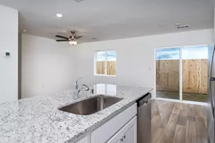 2270 Marlene Ct, Newman, CA 95360 - Photo 4