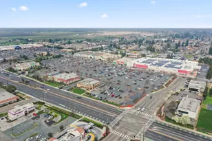 2335 Orchis Dr, Lodi, CA 95242 - Photo 34