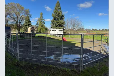 36100 Russell Boulevard, Davis, CA 95616 - Photo 38