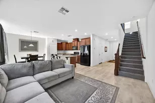 4706 Ocean Ln, Elk Grove, CA 95757 - Photo 10