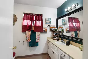 9028 Bridgewood Ct, Stockton, CA 95209 - Photo 20