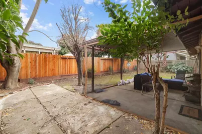 9028 Bridgewood Court, Stockton, CA 95209 - Photo 34