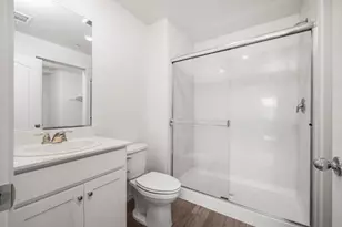 6685 Gallop Ln, Riverbank, CA 95367 - Photo 12