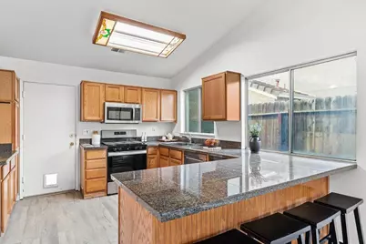 7016 Royal Links, Riverbank, CA 95367 - Photo 16