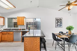 7016 Royal Links, Riverbank, CA 95367 - Photo 14