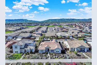 794 W Main Street, Winters, CA 95694 - Photo 2