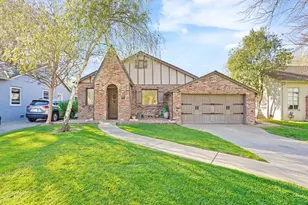 2622 14th St, Sacramento, CA 95818 - Photo 1