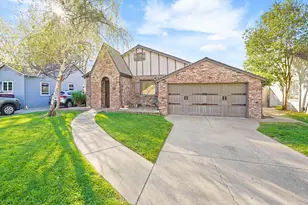 2622 14th St, Sacramento, CA 95818 - Photo 2