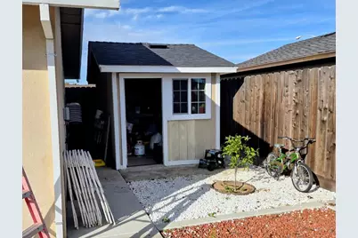 1404 Solar Avenue, Modesto, CA 95351 - Photo 26