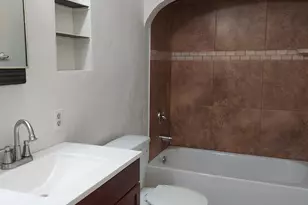 411 Alturas Ave, Modesto, CA 95351 - Photo 6