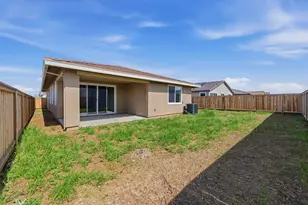 1056 Basinghall Dr, Plumas Lake, CA 95961 - Photo 36