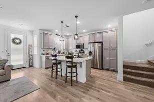 2717 N Cove Dr, Sacramento, CA 95833 - Photo 6