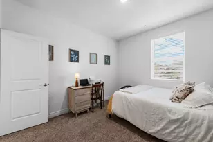 2717 N Cove Dr, Sacramento, CA 95833 - Photo 20