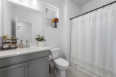 2717 N Cove Drive, Sacramento, CA 95833 - Photo 24