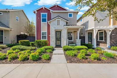2717 N Cove Drive, Sacramento, CA 95833 - Photo 2