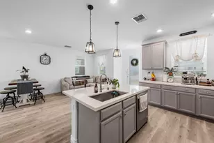 2717 N Cove Dr, Sacramento, CA 95833 - Photo 8