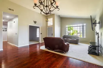 528 Millfront Avenue, Yuba City, CA 95991 - Photo 10