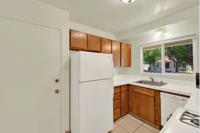 11 Lincoln Avenue, Woodland, CA 95695 - Photo 10