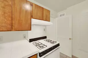 11 Lincoln Ave, Woodland, CA 95695 - Photo 14