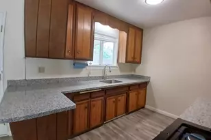 6088 Georgia Dr, North Highlands, CA 95660 - Photo 18