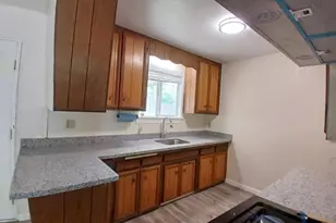 6088 Georgia Dr, North Highlands, CA 95660 - Photo 16