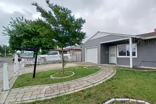 6088 Georgia Dr, North Highlands, CA 95660 - Photo 4