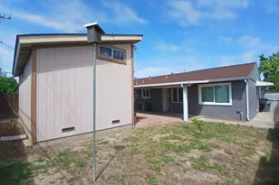 6088 Georgia Dr, North Highlands, CA 95660 - Photo 8