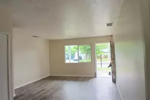 6088 Georgia Dr, North Highlands, CA 95660 - Photo 12