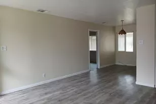 6088 Georgia Dr, North Highlands, CA 95660 - Photo 10