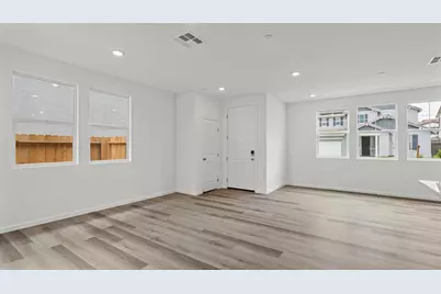 8384 Solfrid Way, Elk Grove, CA 95757 - Photo 8