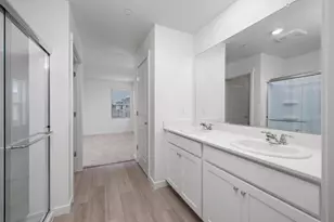 820 Helmsley Ln, Patterson, CA 95363 - Photo 12