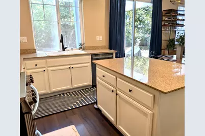 240 Soaring Hawk Lane, Sacramento, CA 95833 - Photo 16