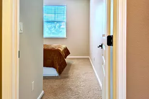 240 Soaring Hawk Ln, Sacramento, CA 95833 - Photo 30