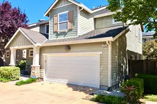 240 Soaring Hawk Ln, Sacramento, CA 95833 - Photo 2
